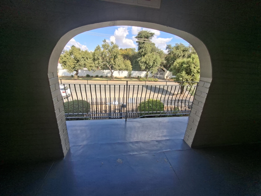 1 Bedroom Property for Sale in Lambton Gauteng