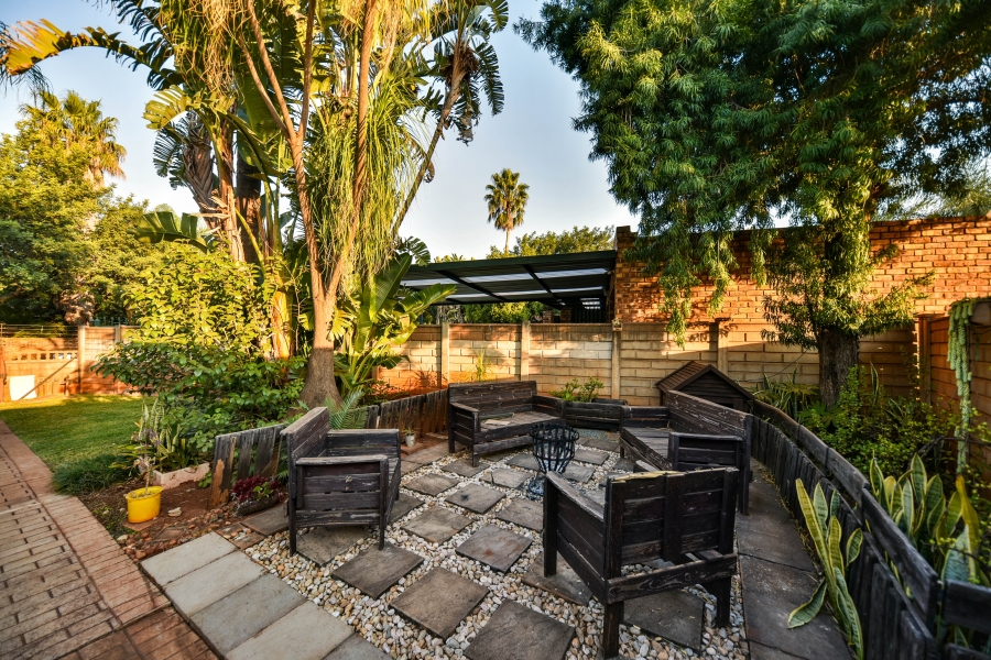 5 Bedroom Property for Sale in Doornpoort Gauteng