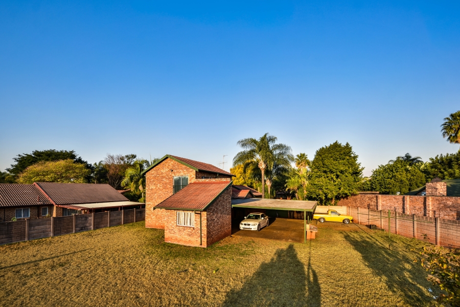 5 Bedroom Property for Sale in Doornpoort Gauteng