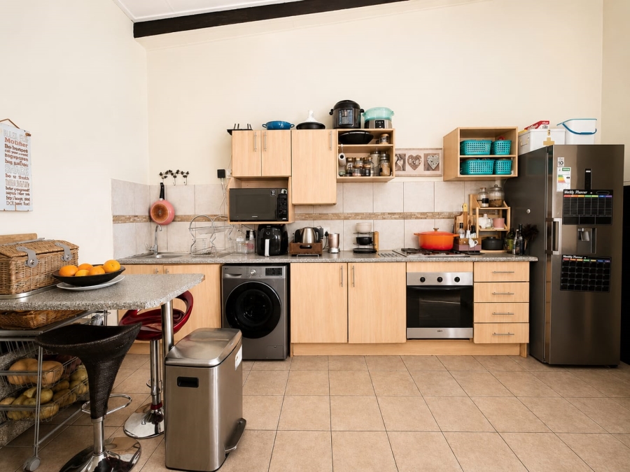 2 Bedroom Property for Sale in Dorandia Gauteng