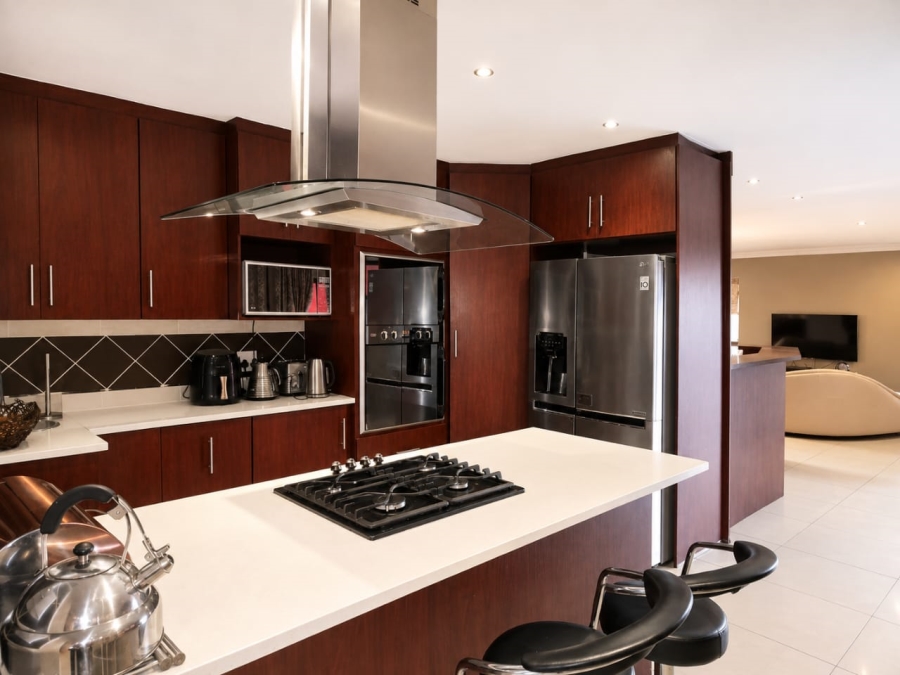 5 Bedroom Property for Sale in Theresa Park Gauteng