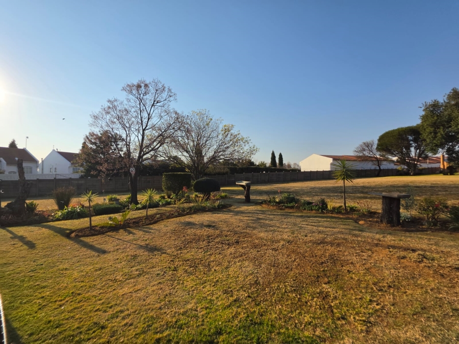 2 Bedroom Property for Sale in Misty Bay Gauteng