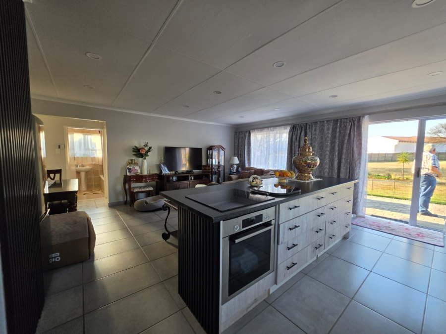 2 Bedroom Property for Sale in Misty Bay Gauteng