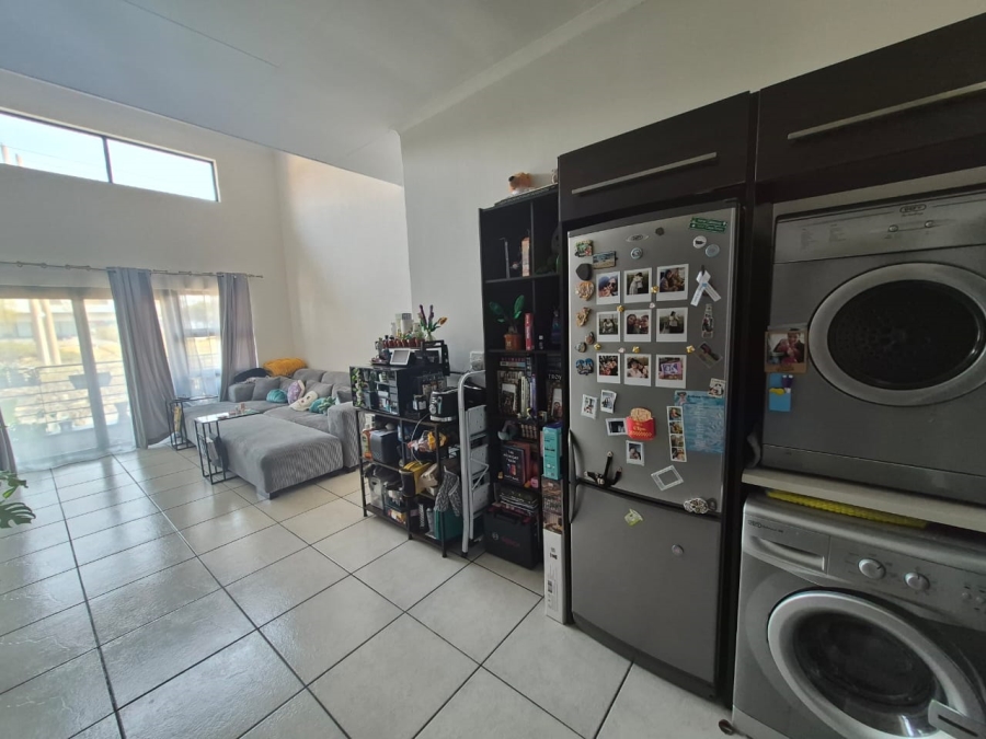 To Let 2 Bedroom Property for Rent in Greenstone Hill Gauteng