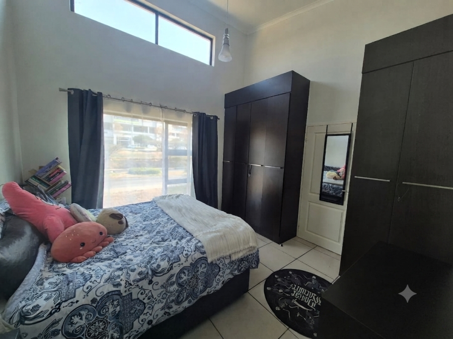 To Let 2 Bedroom Property for Rent in Greenstone Hill Gauteng
