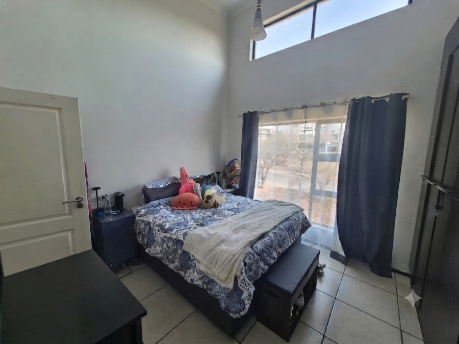 To Let 2 Bedroom Property for Rent in Greenstone Hill Gauteng