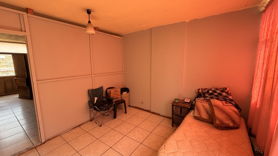 1 Bedroom Property for Sale in Sunnyside Gauteng
