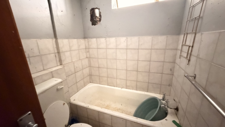 1 Bedroom Property for Sale in Sunnyside Gauteng