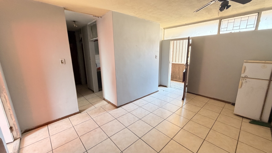 1 Bedroom Property for Sale in Sunnyside Gauteng