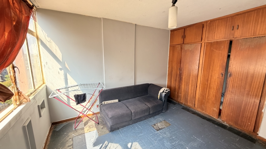 1 Bedroom Property for Sale in Sunnyside Gauteng