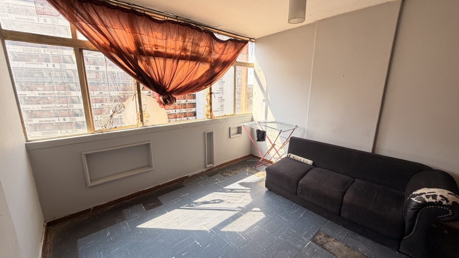 1 Bedroom Property for Sale in Sunnyside Gauteng