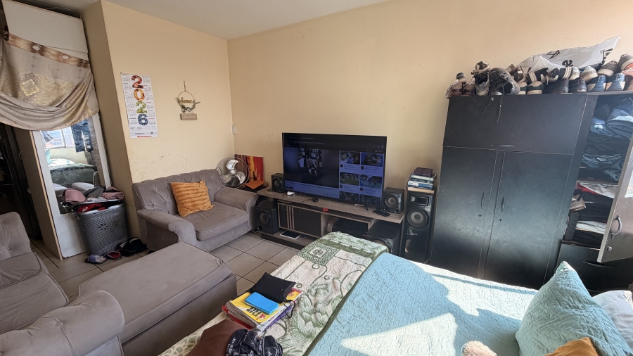 1 Bedroom Property for Sale in Sunnyside Gauteng