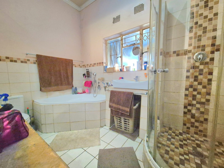 3 Bedroom Property for Sale in Brakpan Central Gauteng