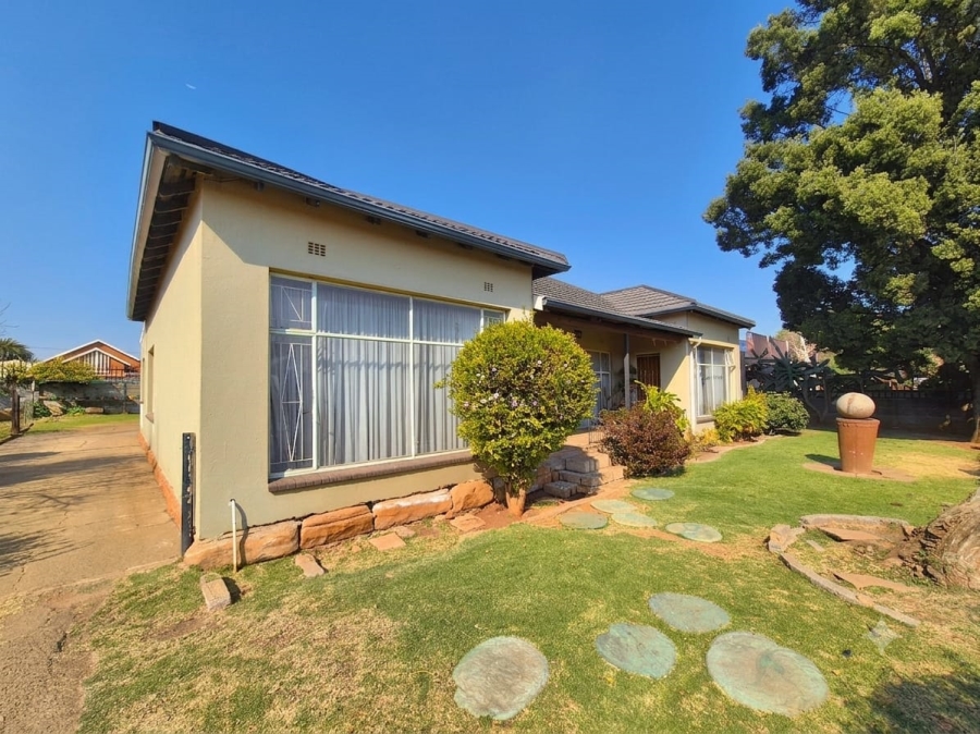 3 Bedroom Property for Sale in Brakpan Central Gauteng