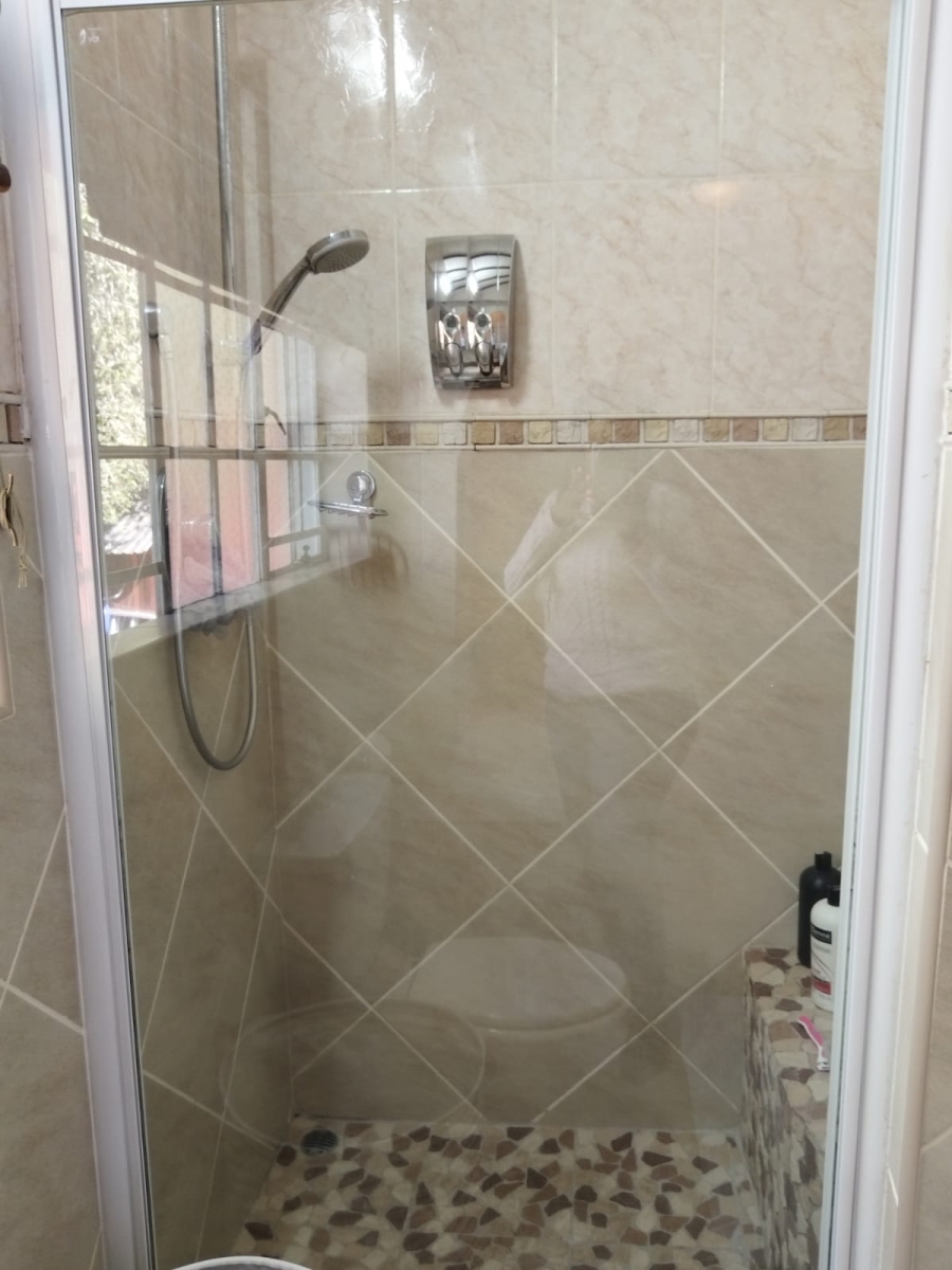 4 Bedroom Property for Sale in Van Riebeeck Park Gauteng