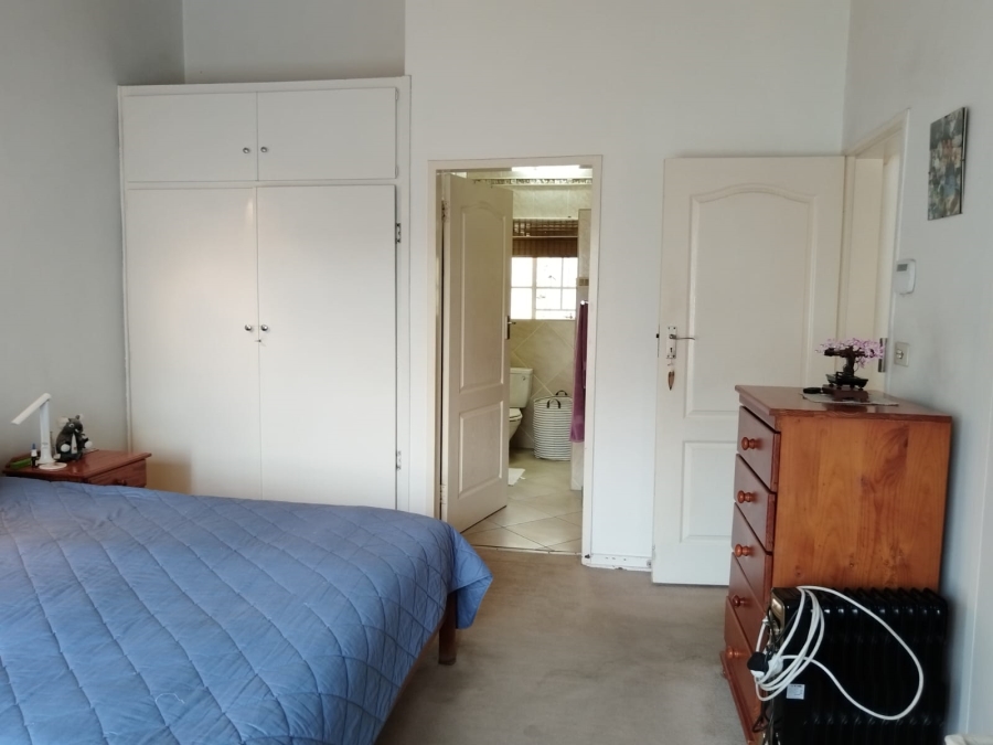 4 Bedroom Property for Sale in Van Riebeeck Park Gauteng