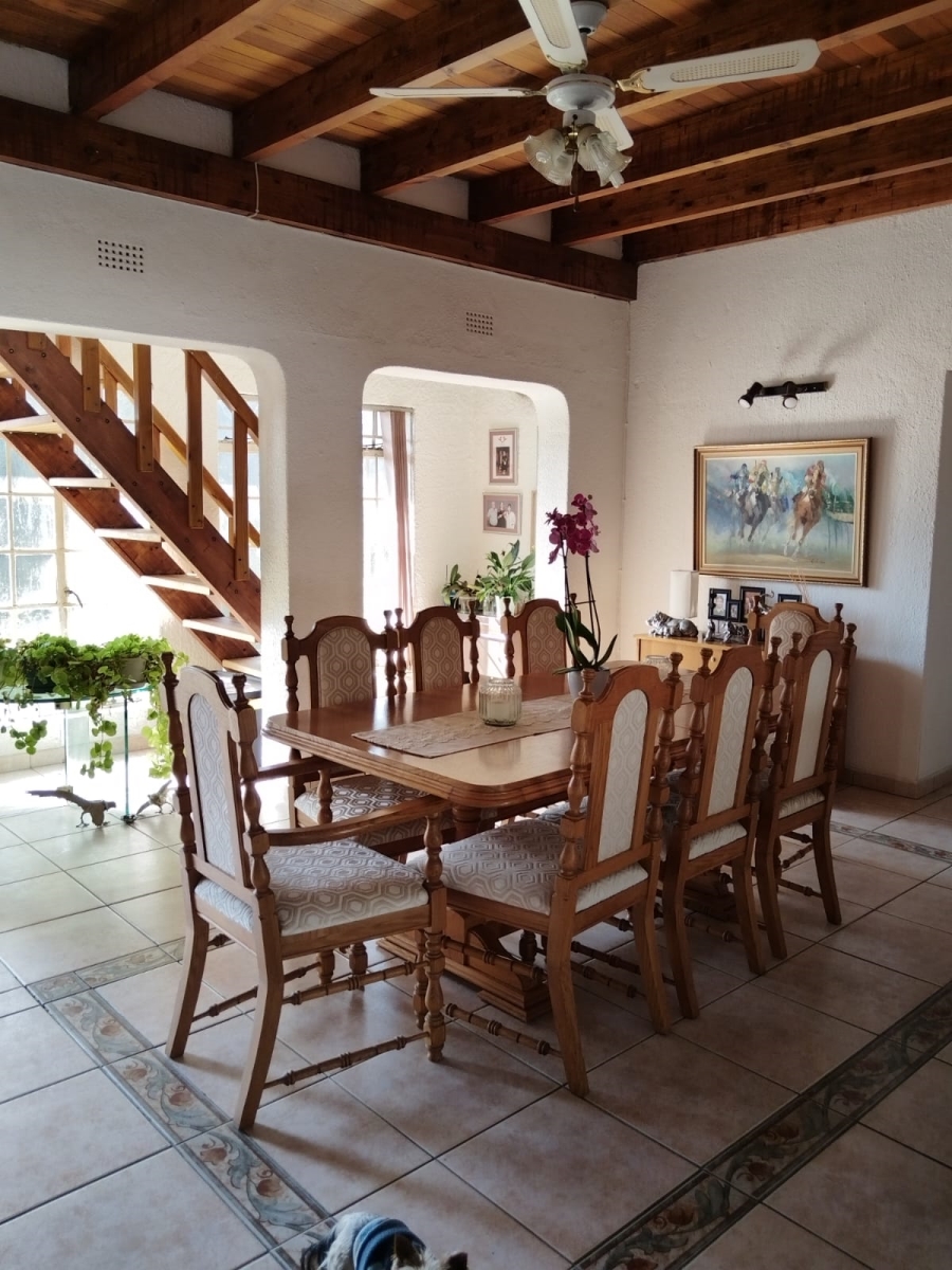 4 Bedroom Property for Sale in Van Riebeeck Park Gauteng