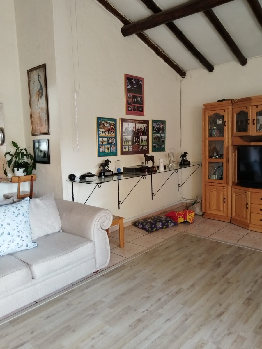 4 Bedroom Property for Sale in Van Riebeeck Park Gauteng