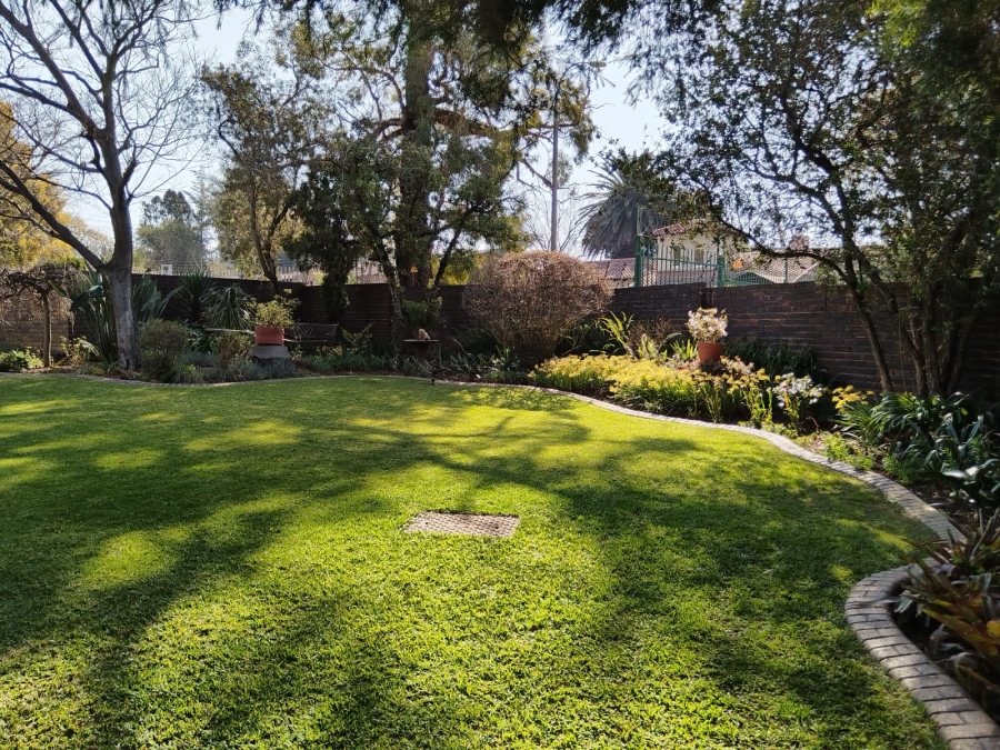 4 Bedroom Property for Sale in Van Riebeeck Park Gauteng