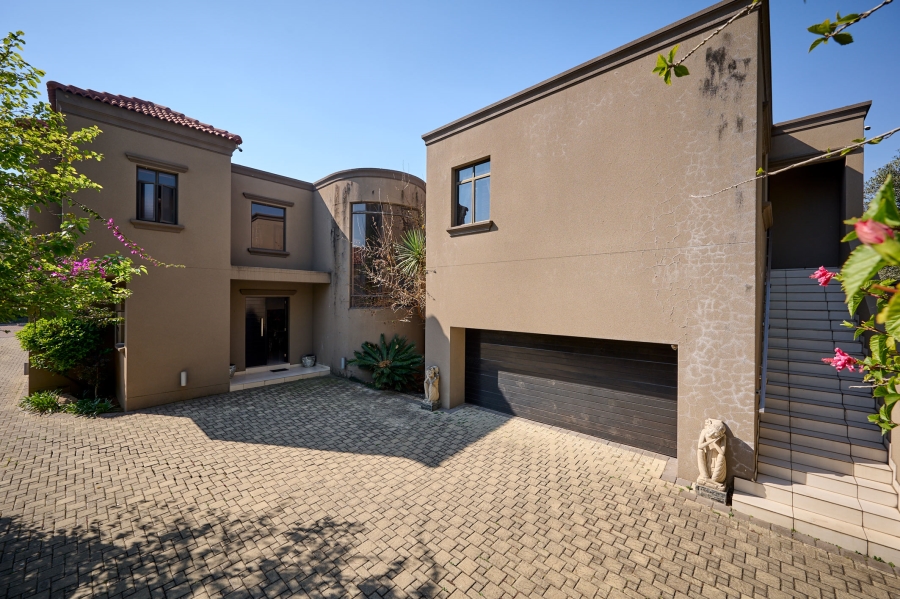 6 Bedroom Property for Sale in Khyber Rock Gauteng