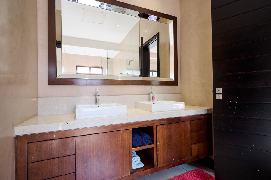 6 Bedroom Property for Sale in Khyber Rock Gauteng