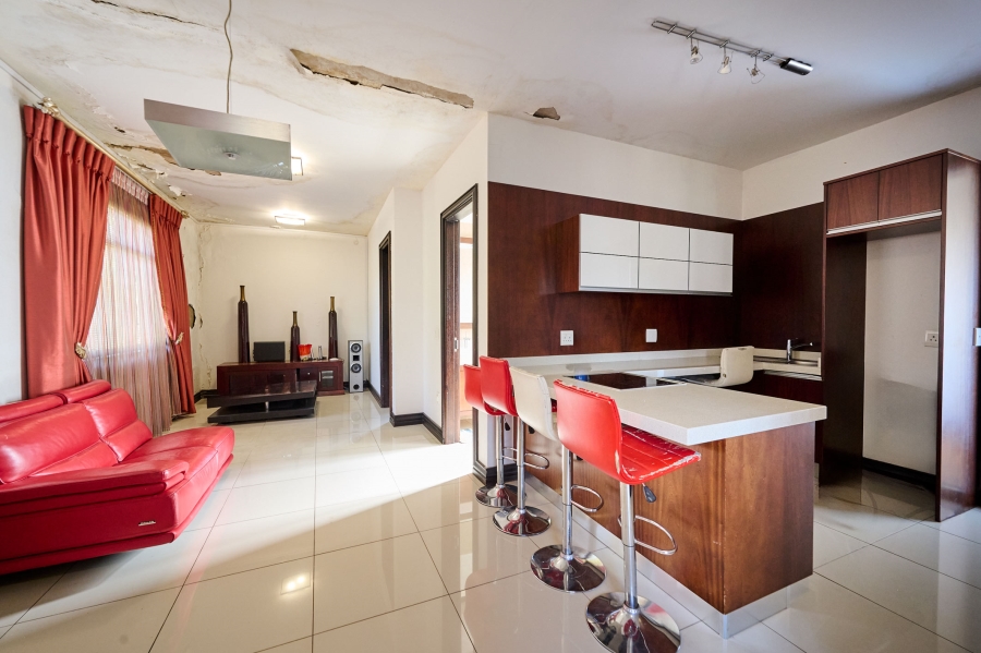6 Bedroom Property for Sale in Khyber Rock Gauteng