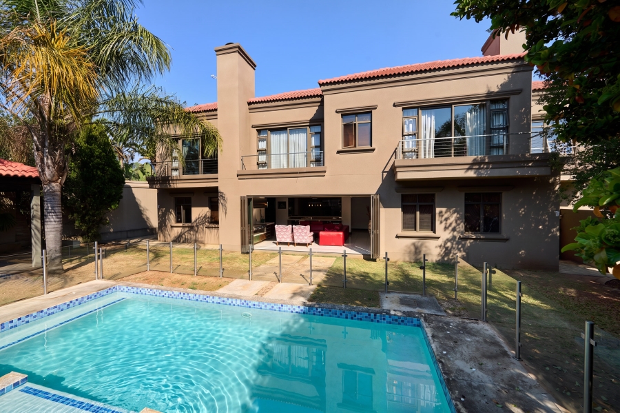 6 Bedroom Property for Sale in Khyber Rock Gauteng
