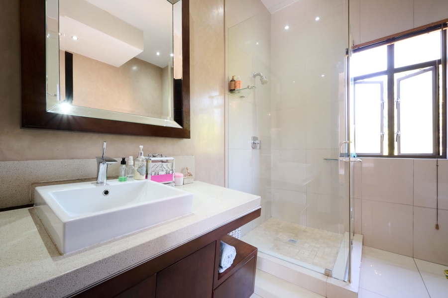 6 Bedroom Property for Sale in Khyber Rock Gauteng