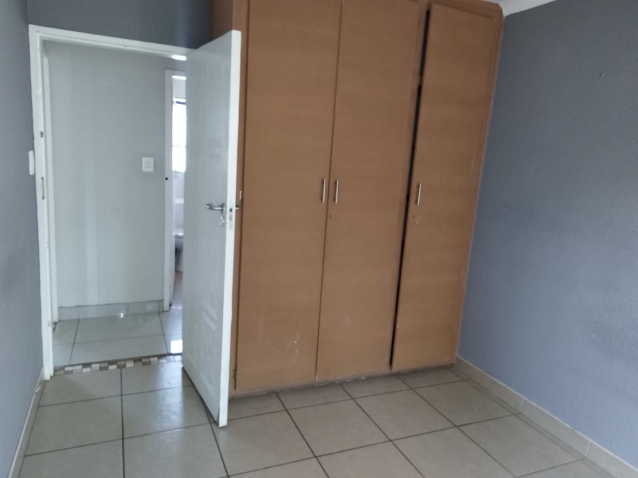 2 Bedroom Property for Sale in Van Riebeeck Park Gauteng