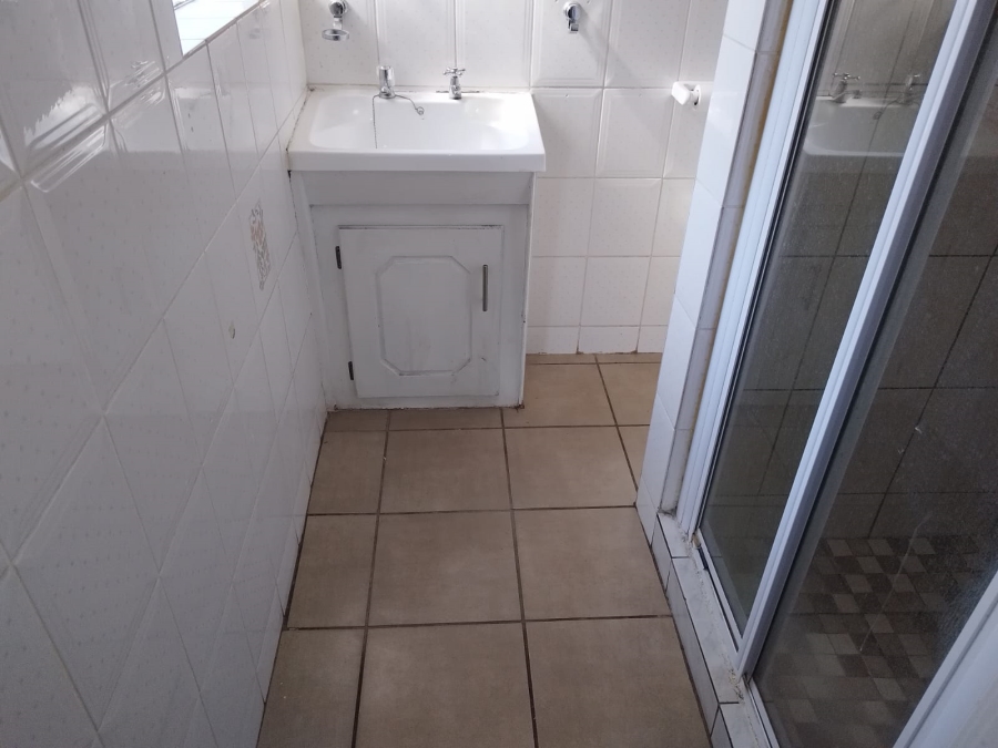 2 Bedroom Property for Sale in Van Riebeeck Park Gauteng