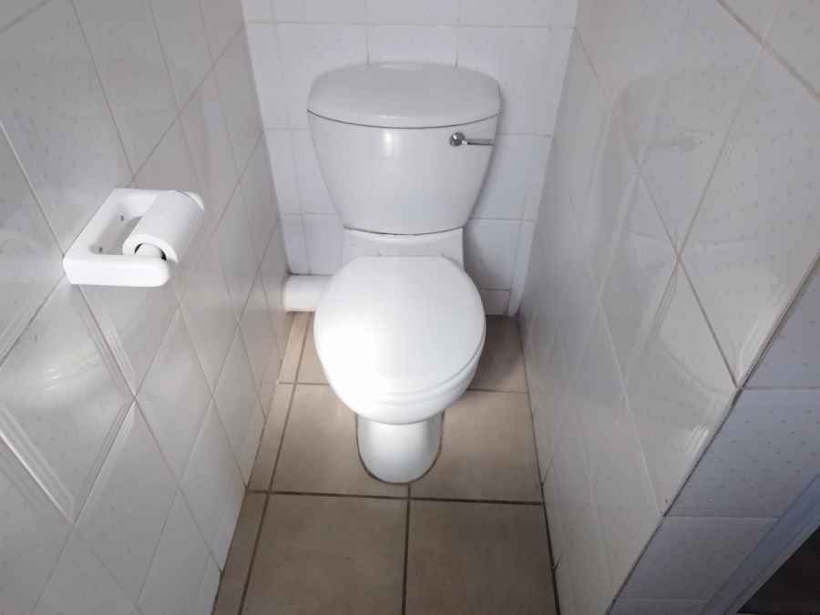 2 Bedroom Property for Sale in Van Riebeeck Park Gauteng