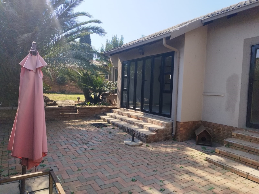 2 Bedroom Property for Sale in Van Riebeeck Park Gauteng