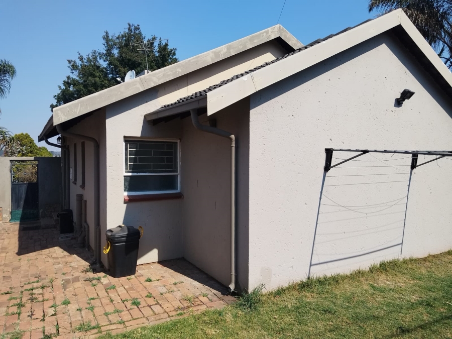 2 Bedroom Property for Sale in Van Riebeeck Park Gauteng