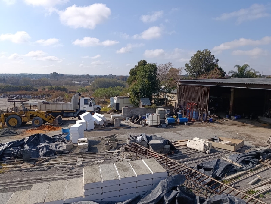 Commercial Property for Sale in Bredell Gauteng
