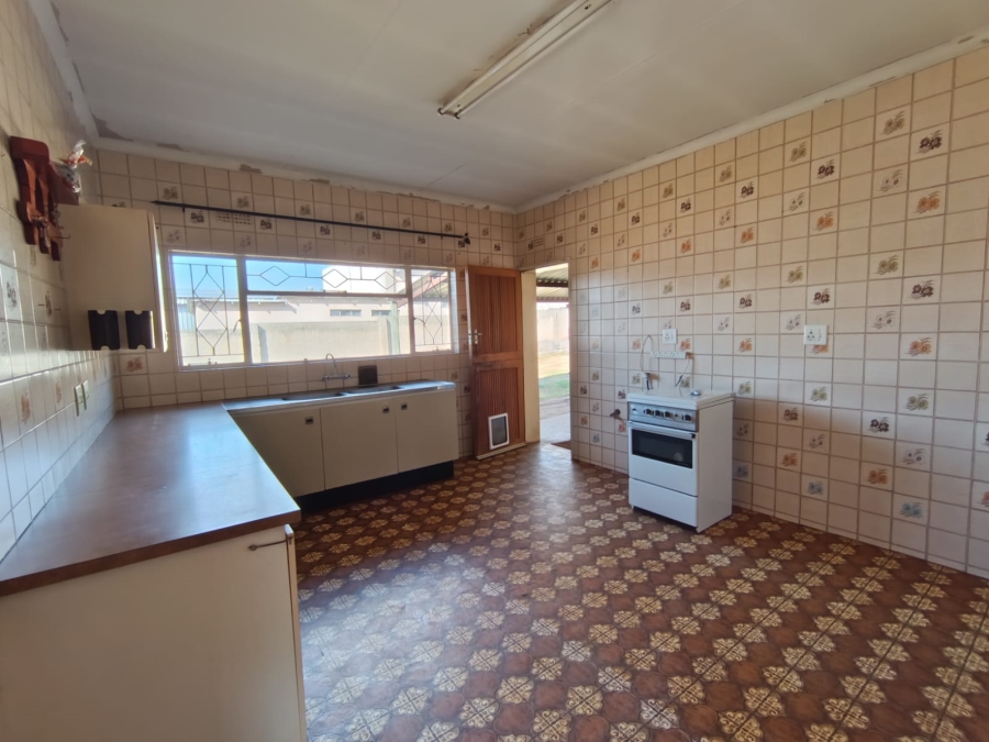 Commercial Property for Sale in Bredell Gauteng