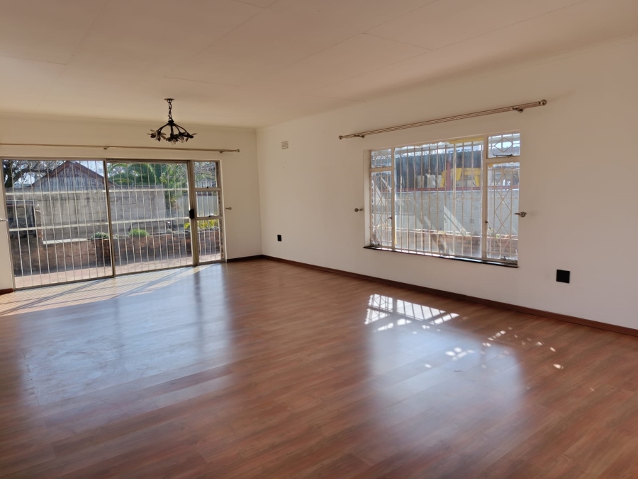 Commercial Property for Sale in Bredell Gauteng