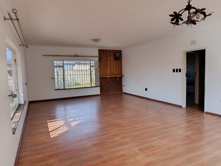 Commercial Property for Sale in Bredell Gauteng