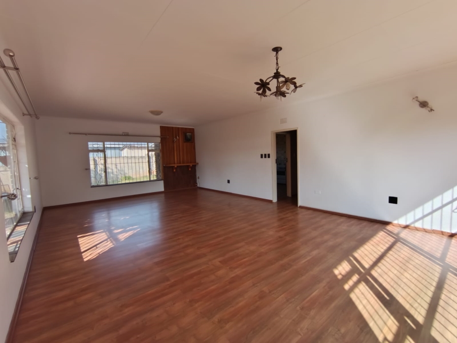 Commercial Property for Sale in Bredell Gauteng