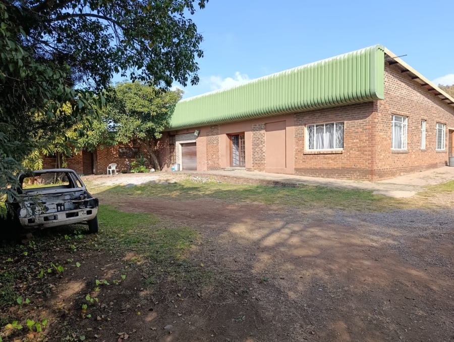 Commercial Property for Sale in Bredell Gauteng