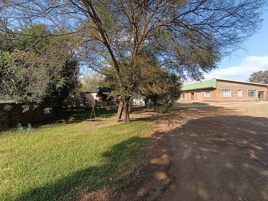 Commercial Property for Sale in Bredell Gauteng