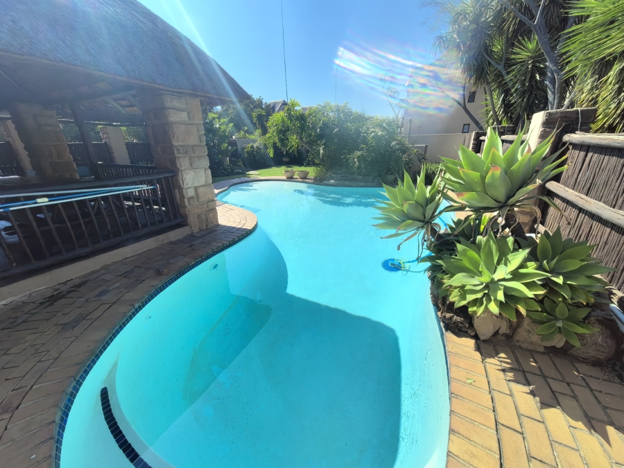 To Let 1 Bedroom Property for Rent in Sunninghill Gauteng