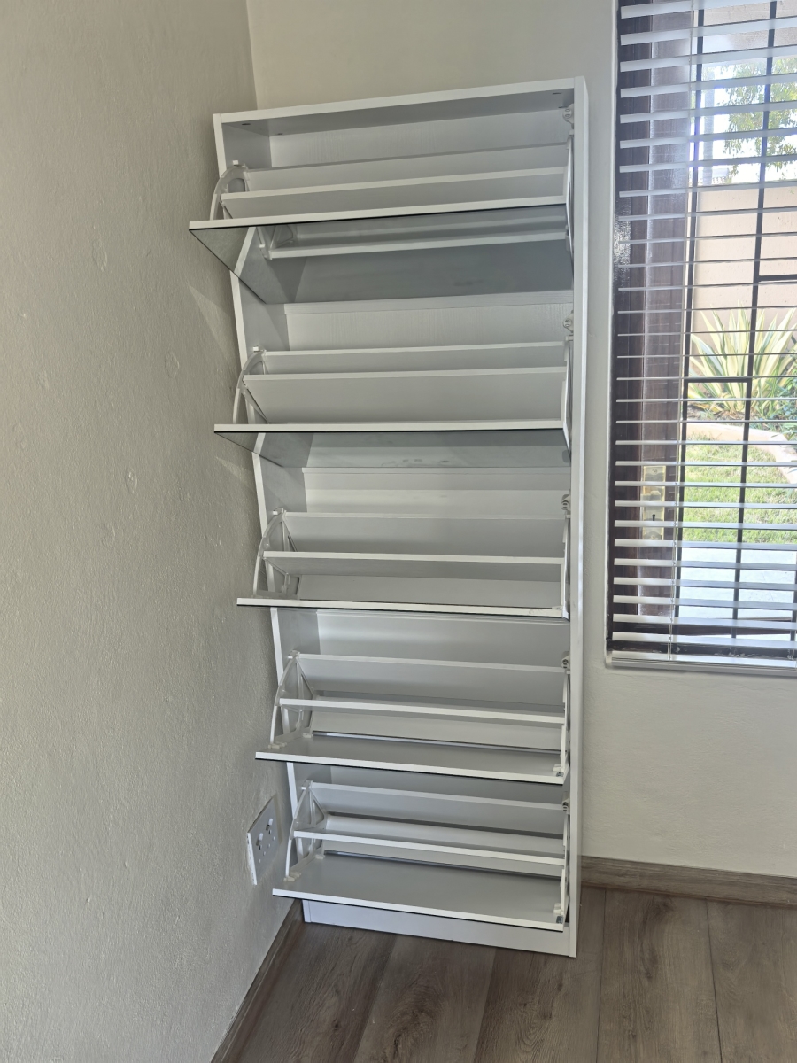 To Let 1 Bedroom Property for Rent in Sunninghill Gauteng