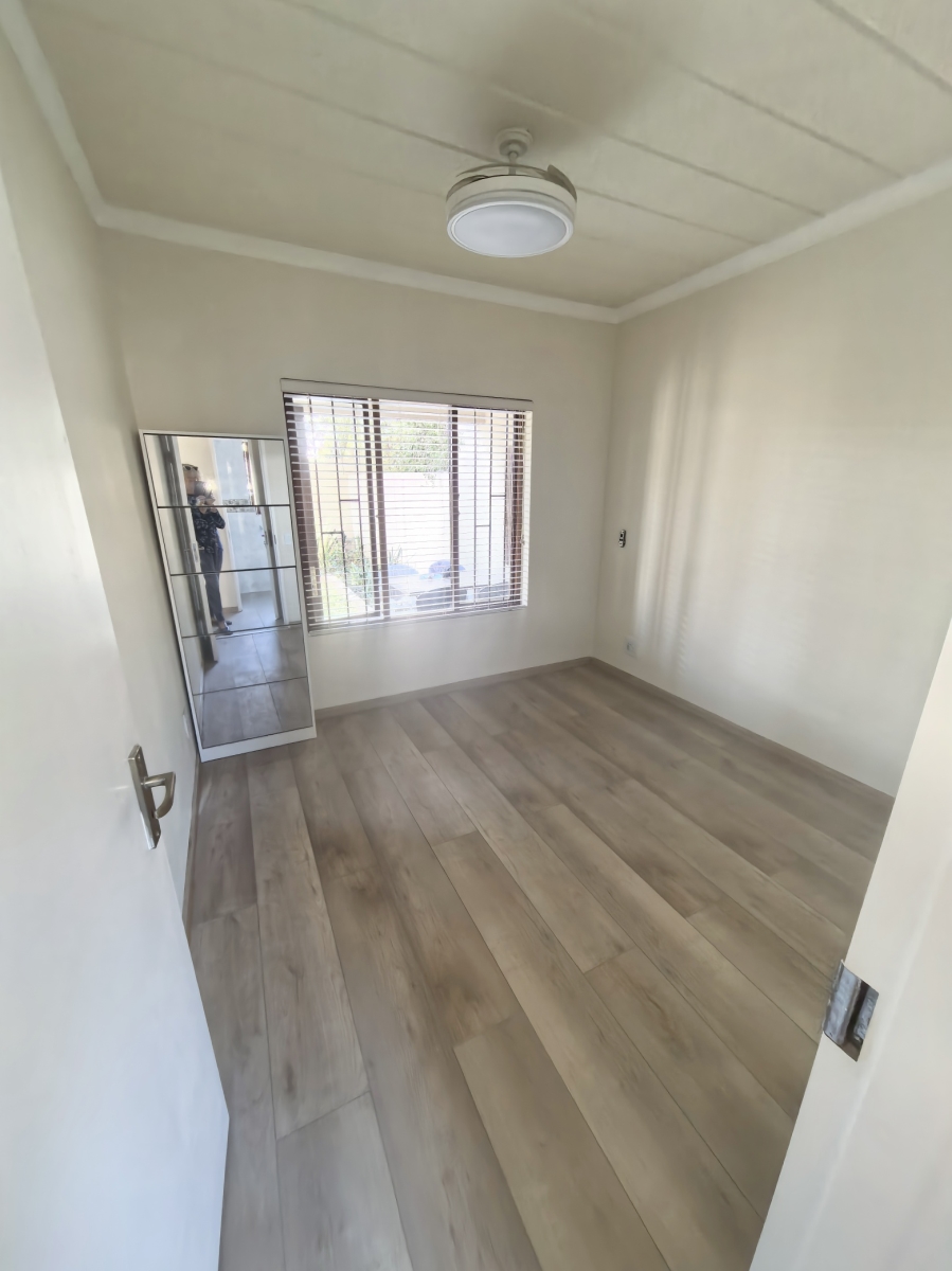 To Let 1 Bedroom Property for Rent in Sunninghill Gauteng