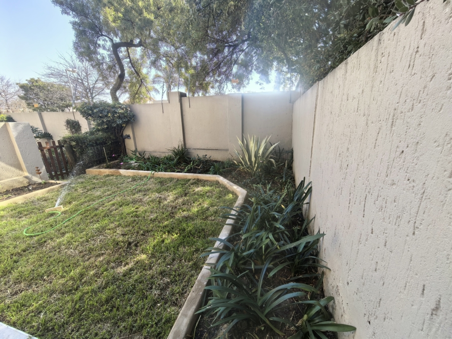 To Let 1 Bedroom Property for Rent in Sunninghill Gauteng