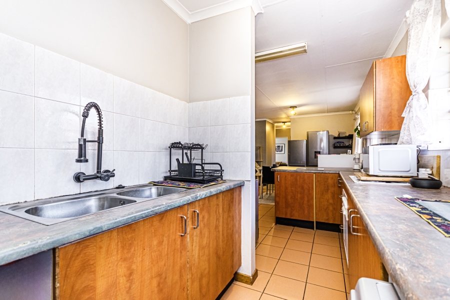 3 Bedroom Property for Sale in Doringkloof Gauteng