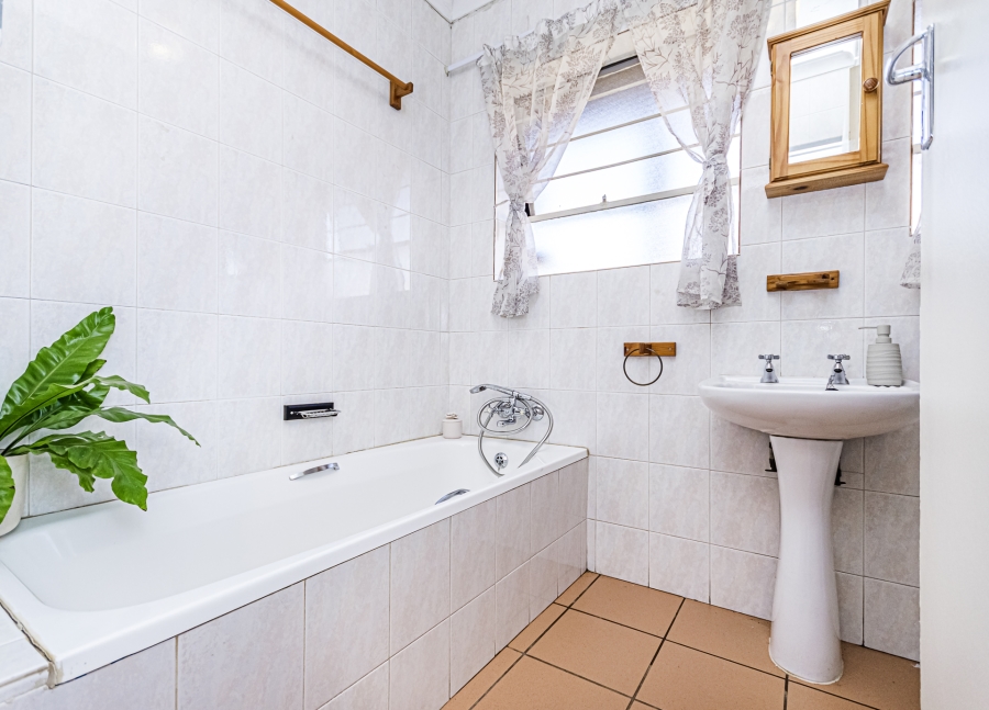 3 Bedroom Property for Sale in Doringkloof Gauteng