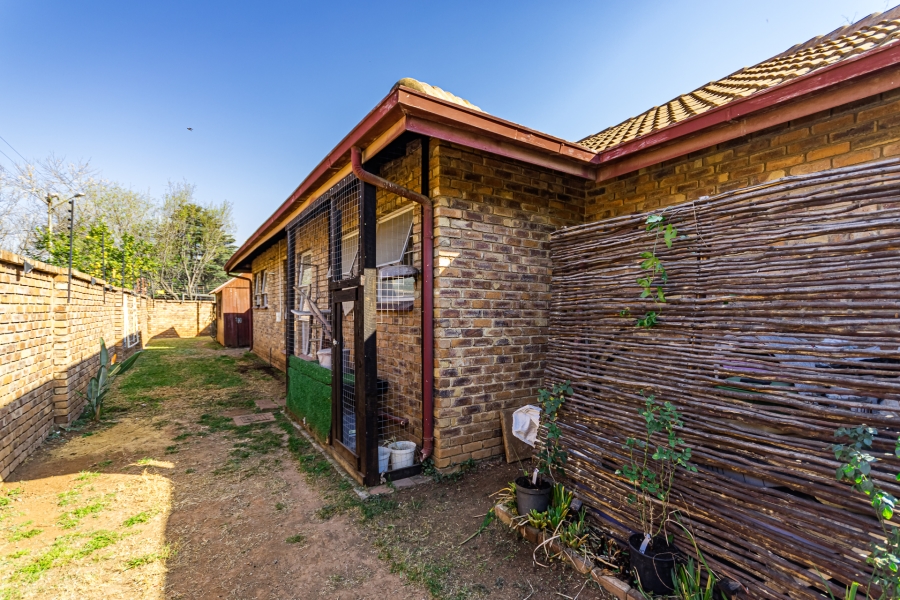 3 Bedroom Property for Sale in Doringkloof Gauteng