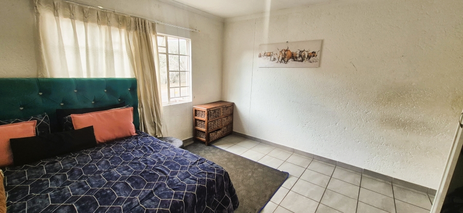 2 Bedroom Property for Sale in Die Hoewes Gauteng