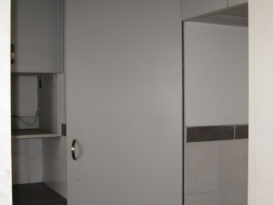 2 Bedroom Property for Sale in Queenswood Gauteng