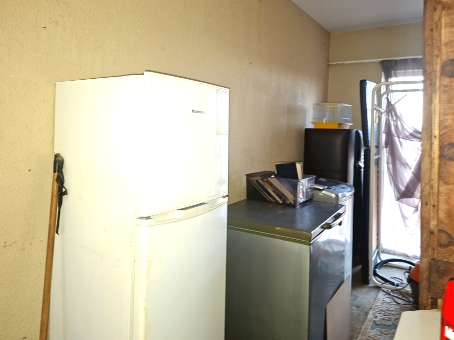 1 Bedroom Property for Sale in Wilro Park Gauteng